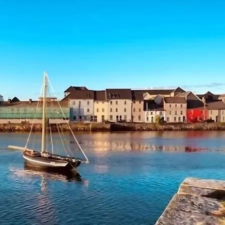 Holiday home Modern Village Clarinbridge